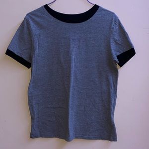 gray tee with black collar